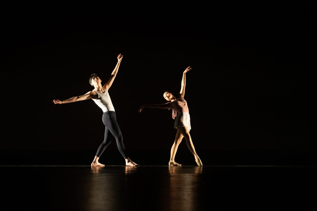 Students at Kingswood Oxford participate in an award-winning dance program and workshop with professional choreographers