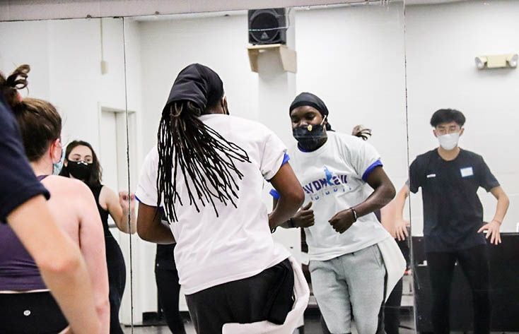 Students at Kingswood Oxford participate in an award-winning dance program and workshop with professional choreographers