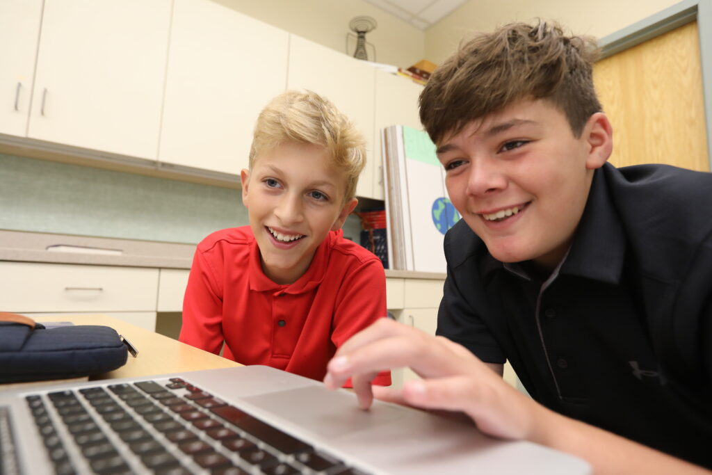 Kingswood Oxford middle school student collaboate