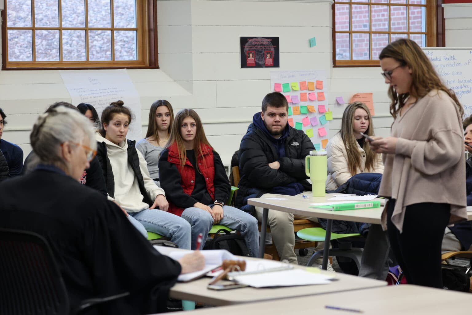 Students Engage in Mock Trial Case in American Law Class Kingswood Oxford